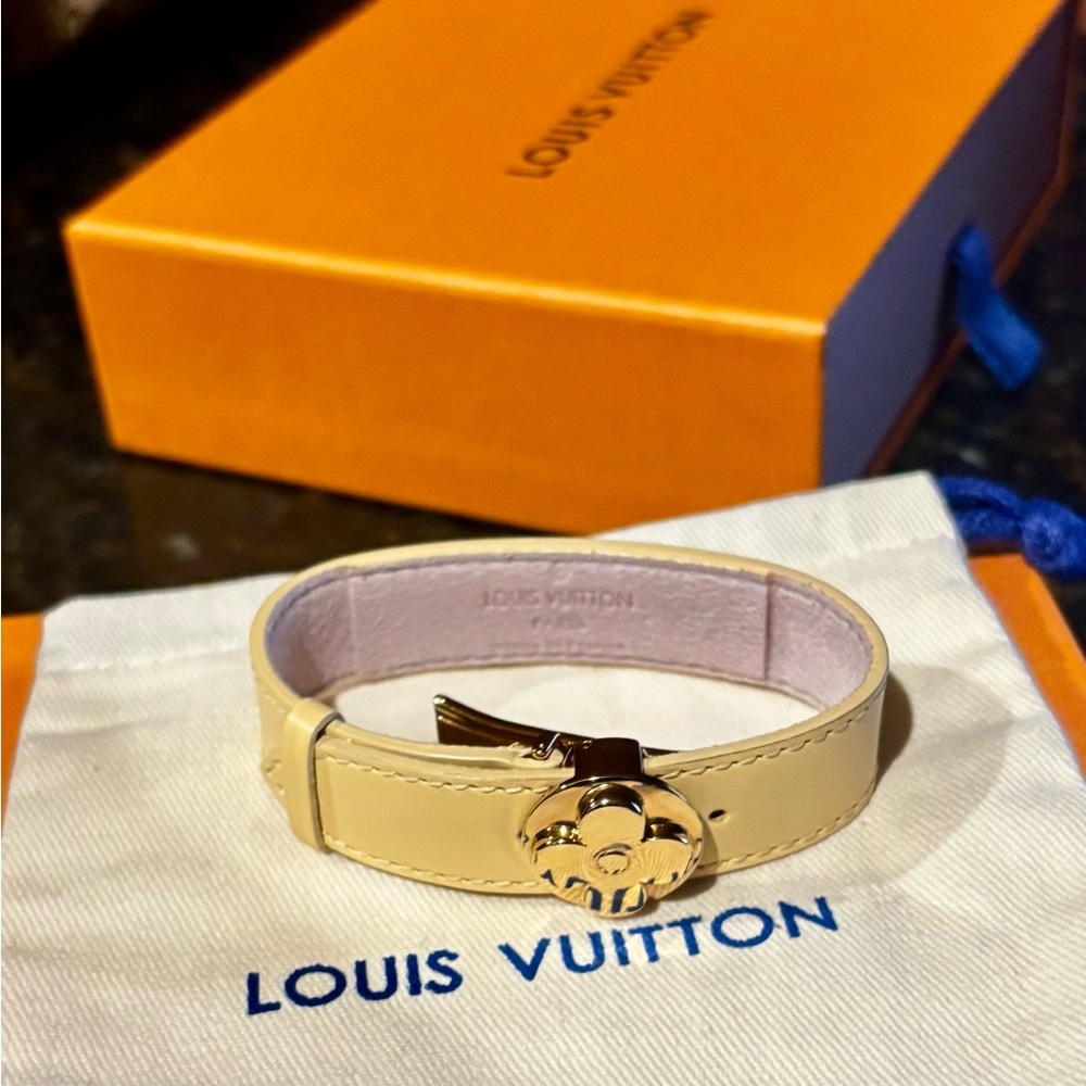 Louis Vuitton Monogram Vintage Wish Bracelet- Full inclusion EUD